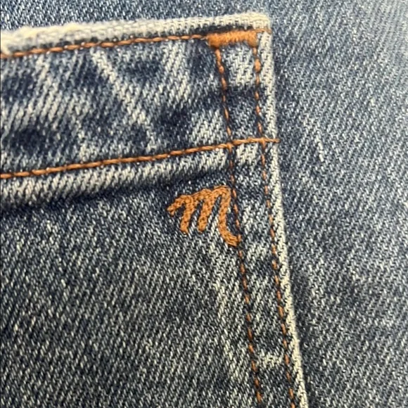 Madewell Patch-Pocket Short - Picture 3 of 4